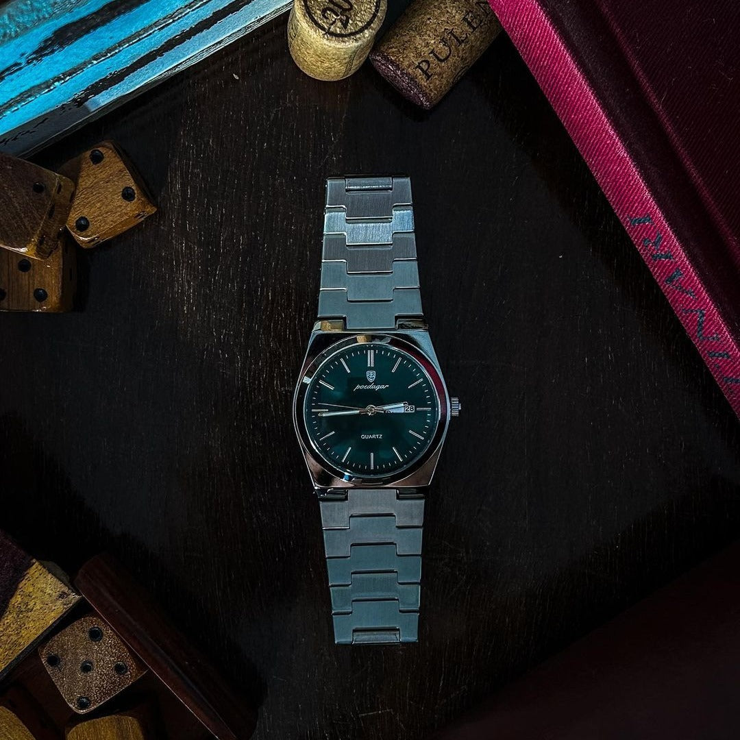 Oak 41mm Stainless Steel Quartz Watch - Sapphire Crystal